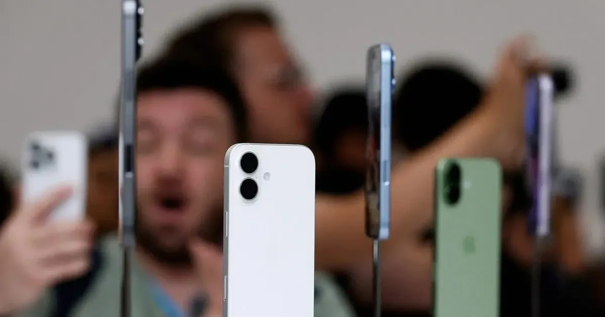 1 178180299505797122917 0 0 681 1300 crop 17818030115021744919939