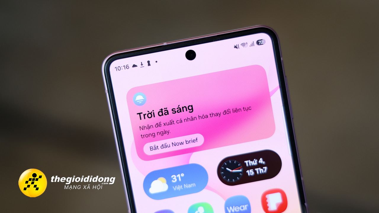 1Galaxy Z Flip8 14639225789292408660