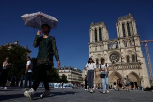 2026 05 26T214532Z 799706686 RC25HLAH0WMP RTRMADP 3 EUROPE WEATHER FRANCE HEAT