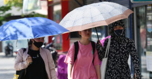 2026 mien bac mua to vung nui ha noi nang nong 36 do 3195