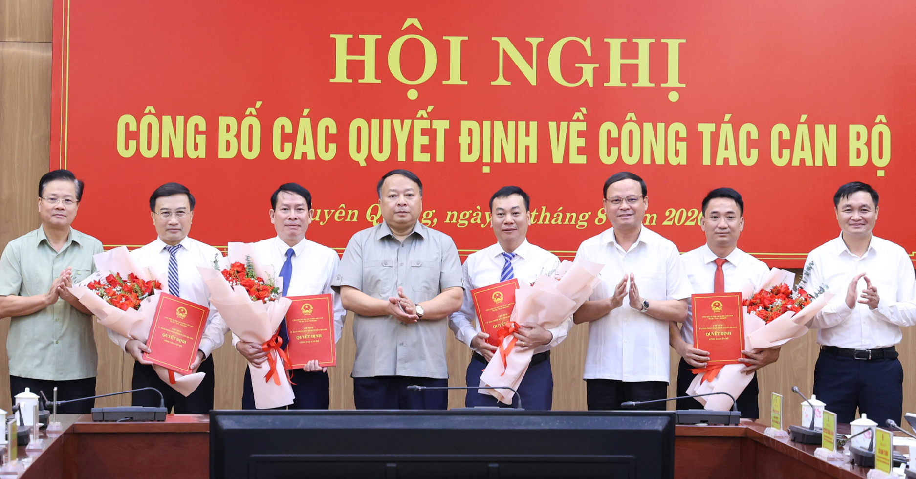 4 Can Bo Tuyen Quang Vua Nhan Nhiem Vu Moi 1078
