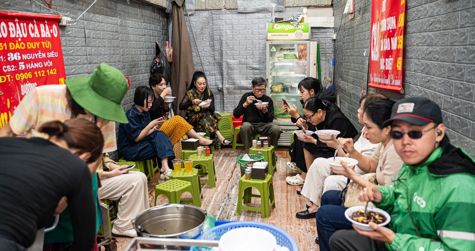 5 Quan An Vat Lau Nam Thuong Xuyen Dong Khach O Phuong Hoan Kiem Ha Noi 1043