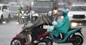 Dự Báo Thời Tiết 17/8: Miền Bắc Còn Nắng Nóng Oi Bức Trước Khi Mưa Lớn Trút Xuống 1 8 Mien Bac Con Nang Nong Oi Buc Tu Dem Bat Dau Mua Lon 2659