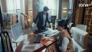 【Full】Love Is An Accident Ep07_An Jingzhao Accidentally Became A Model _ 花溪记 _ Iqiyi