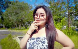 DJ FULL BASS KOWE MILIH LIYANE DJ TERBARU