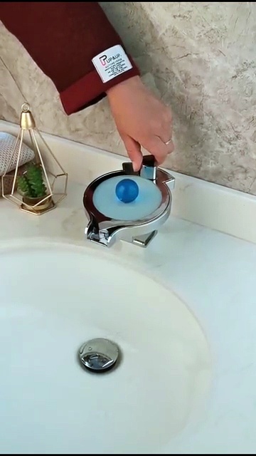 ZAPPO LED RGB Bathroom Basin Sink Faucet – Modern Waterfall Mixer Tap