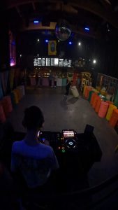 Mixer Pendant Les Mauvais Jours 😬🤣. #Dj#Michi#Vacance#Club#Fyp