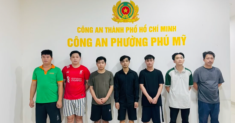 Bat 7 Nguoi Hon Chien Khi Xem Bong Da O Quan Nhau 668