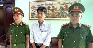 Bat Giam Doc Cong Ty Ban Hon 250 Tan Phan Bon Gia 1246