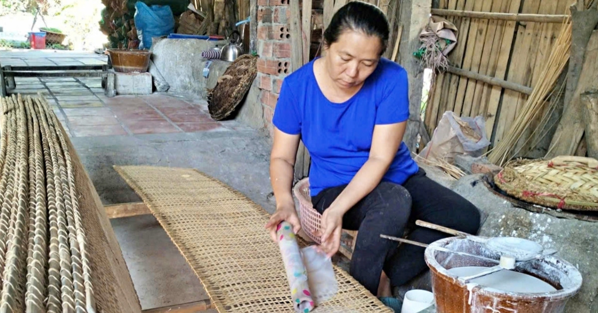 Bo Nghe Huong Dan Vien Nguoi Phu Nu Tphcm Ve Giu Nghe Banh Trang 3 The He 3237