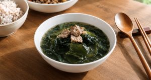 cach nau canh rong bien thom ngon chuan vi va khong bi tanh 2291