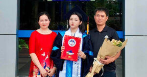 cha me ly hon co gai thai nguyen duoc song 2 cuoc doi nho cha duong 2083