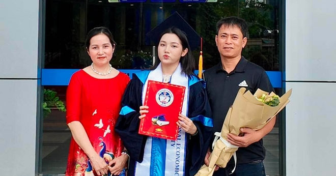 cha me ly hon co gai thai nguyen duoc song 2 cuoc doi nho cha duong 2083