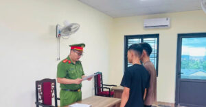 Cho bạn mượn xe máy gây tai nạn chết người, hai nam sinh bị khởi tố 1 cho ban muon xe may gay tai nan chet nguoi hai nam sinh bi khoi to 2152