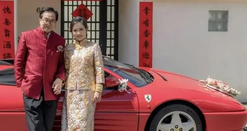 Chu Re U80 Lay Vo Kem 41 Tuoi Tu Lai Sieu Xe Di Ruoc Dau 3176