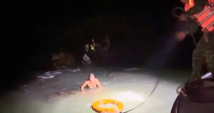 clip cuu 9 nguoi sau vu dam tau ca trong dem 941