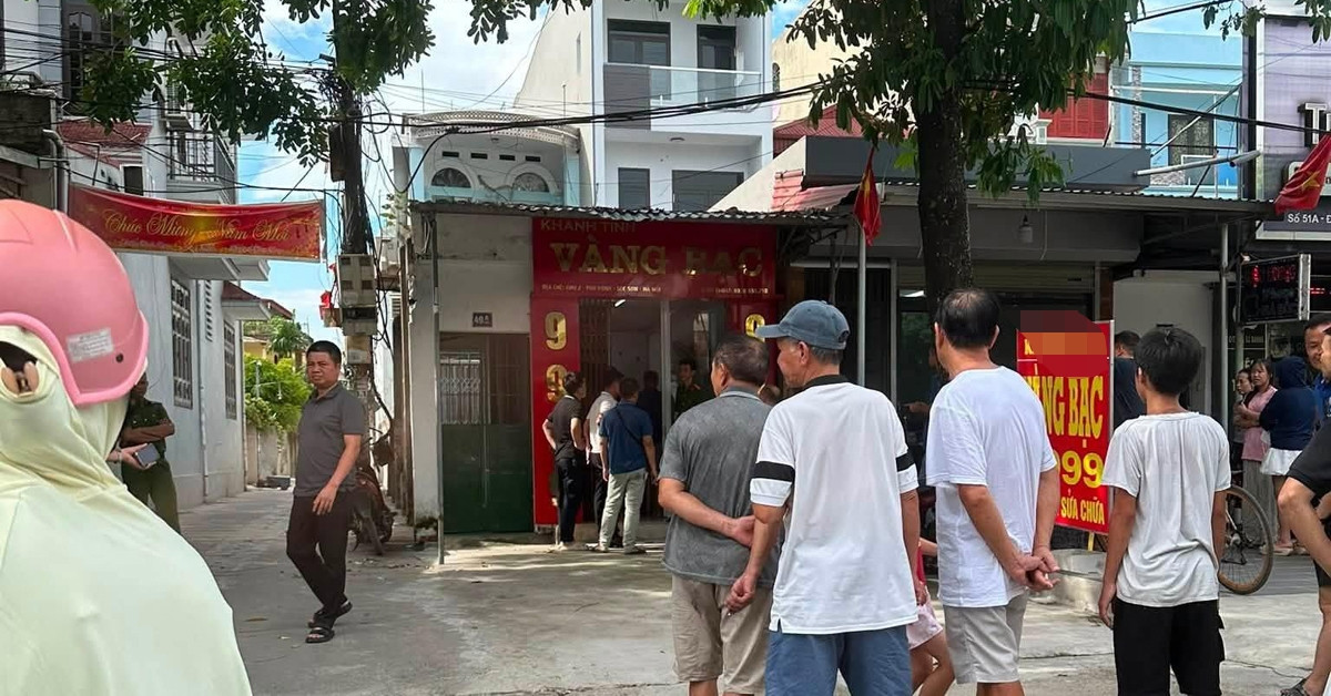 cong an bat nghi pham cuop tiem vang giua ban ngay o ha noi 2566