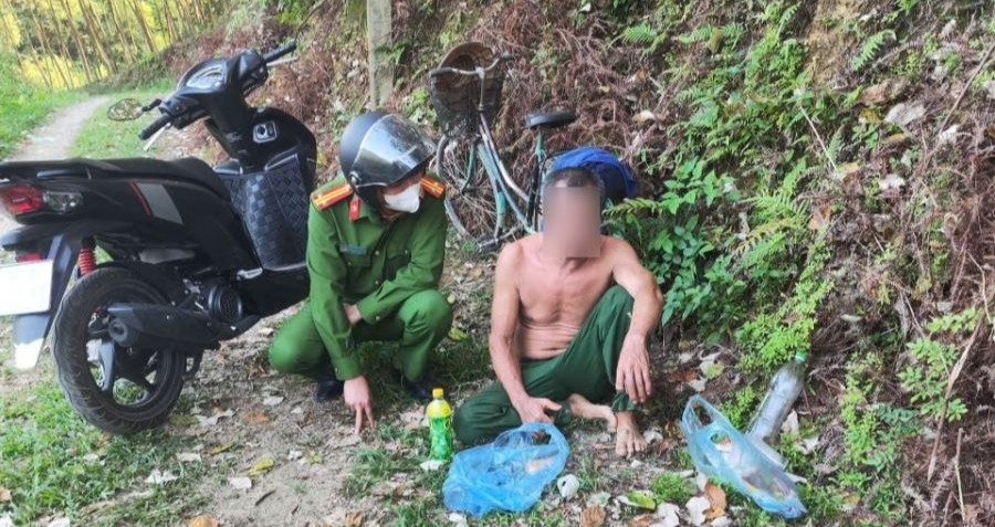 Cong An Ngan Nguoi Dan Ong O Phu Tho Tu Dao Huyet Mo Dinh Tu Tu 2318