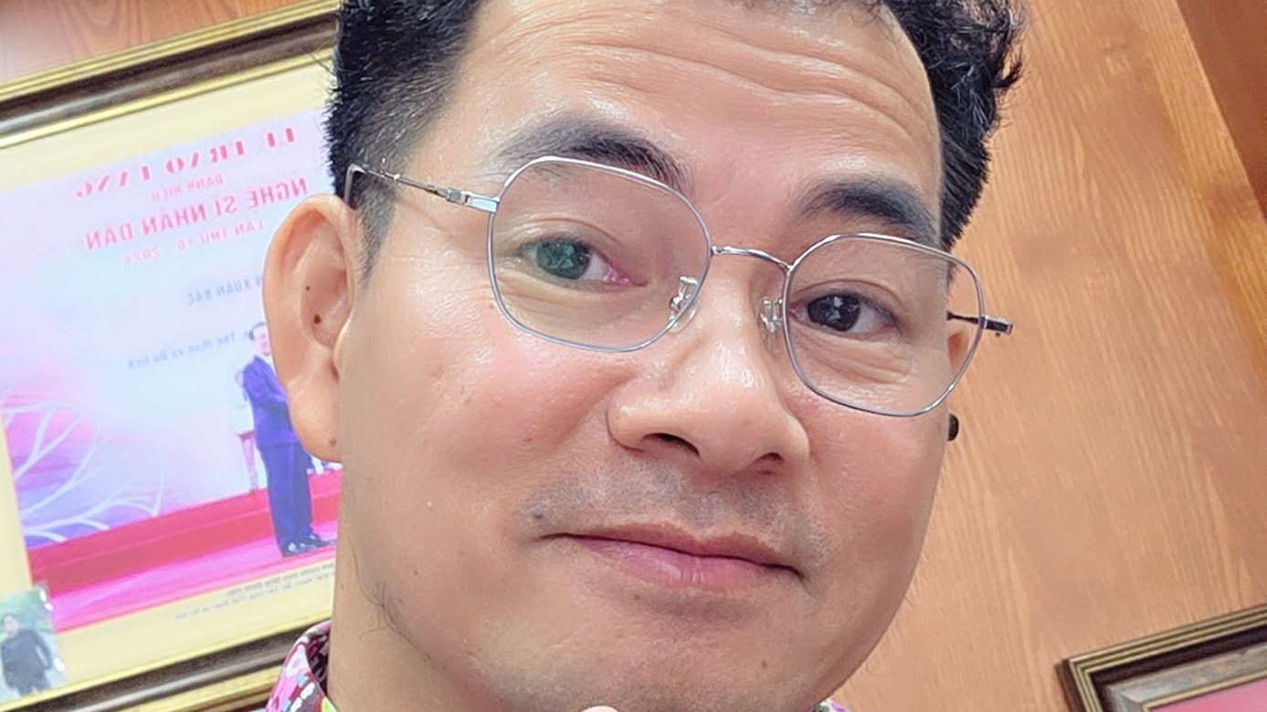 Cuc Truong Xuan Bac Lam Tho Ve Cong Vu Hoa Hau Ha Kieu Anh Do Sac Duong My Linh 2596