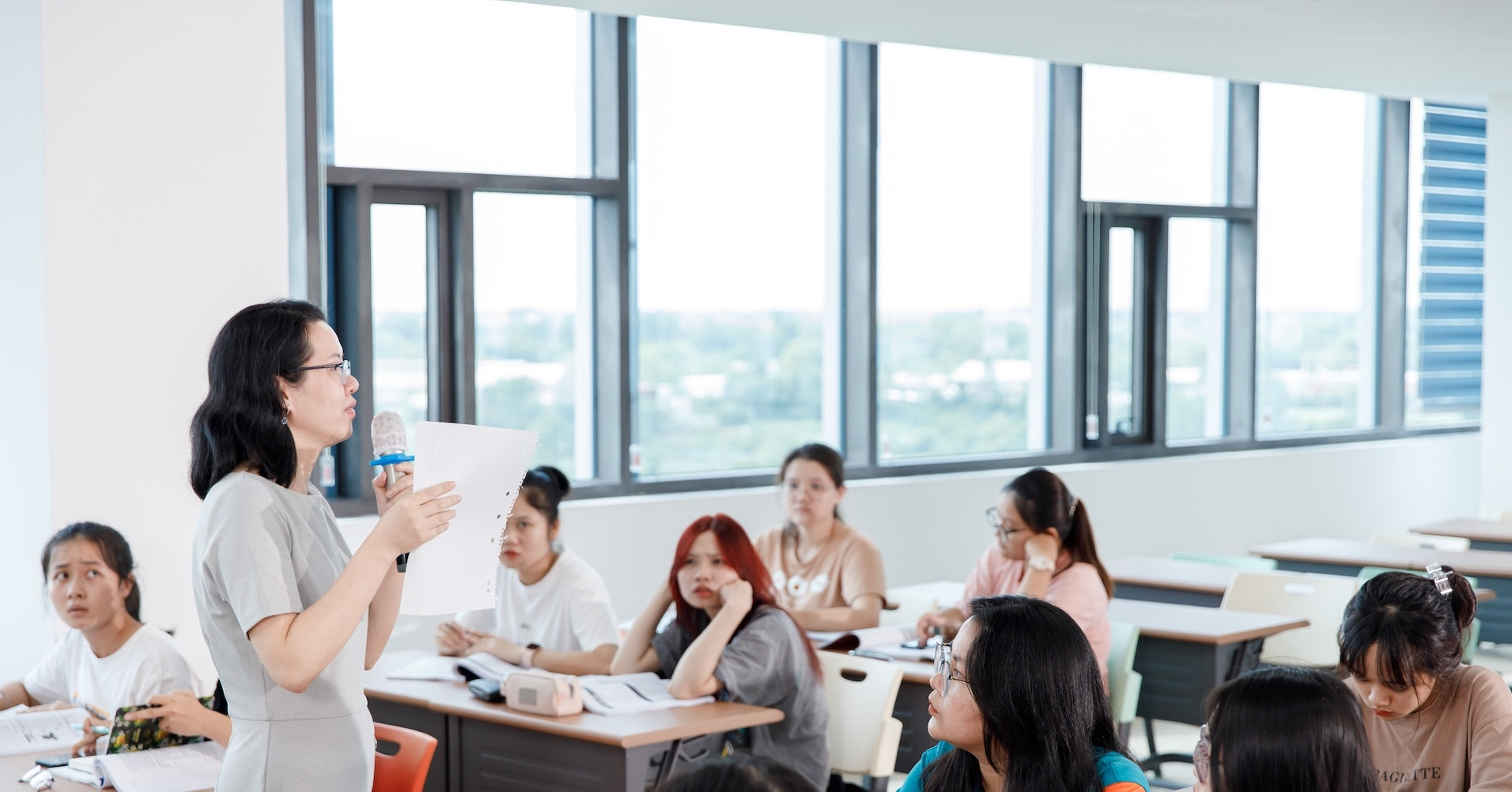 Dai Hoc Cong Duy Nhat Co Doanh Thu Hon 2 1224