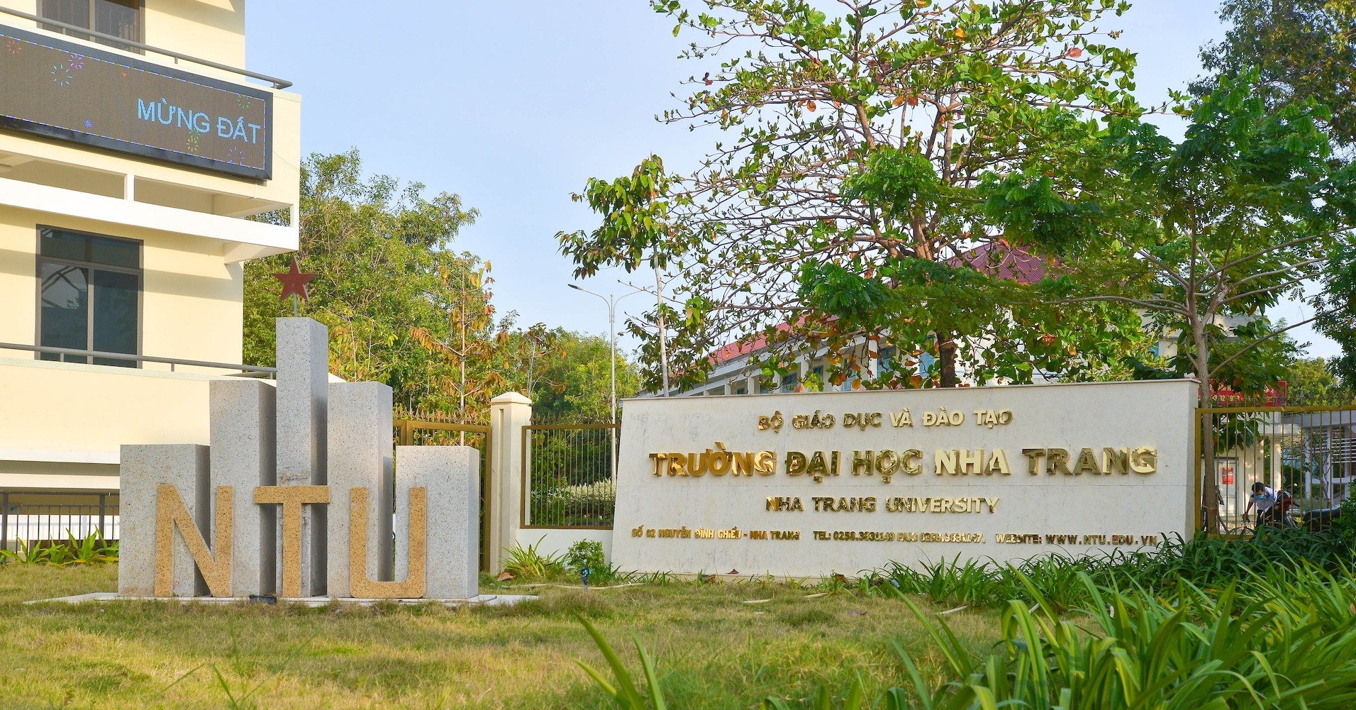 Dai Hoc Day Hoc Linh Hoat Khi Mua Lu Sinh Vien Co The Tam Dung Thi Tap Trung 647