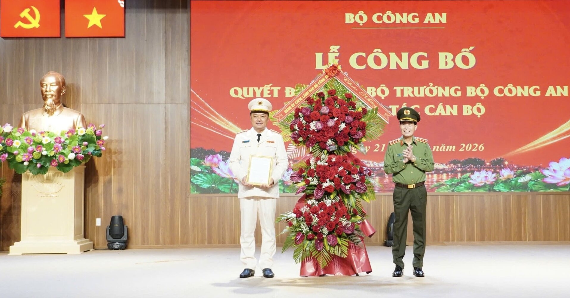 Dai Ta Nguyen Dinh Duong Lam Giam Doc Cong An Tp Hue 1654