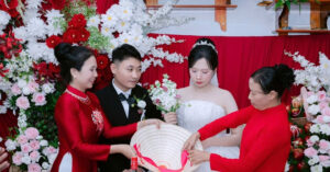 Dam Cuoi Sat Vach O Thanh Hoa Me Chong Lien Tuc Dan Con Dau Mot Cau 3563