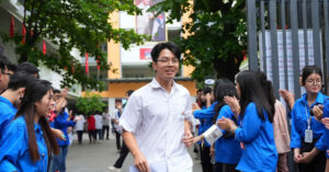 dap an chinh thuc mon tieng anh thi tot nghiep thpt nam 2026 cua bo gd dt 2140