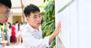 Điểm chuẩn đại học 2026 phân hóa mạnh theo từng tổ hợp, khối B tăng cao nhất 1 diem chuan dai hoc 2026 phan hoa manh theo tung to hop khoi b tang cao nhat 484