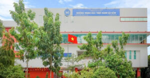 Điểm trung bình 3 môn thi lớp 10 của một trường cấp 2 ở TPHCM đạt 24,1 1 diem trung binh 3 mon thi lop 10 cua mot truong cap 2 o tphcm dat 241 2039
