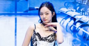 dien vien reply 1988 suyt gap su co vi dut day ao tren san khau 1921