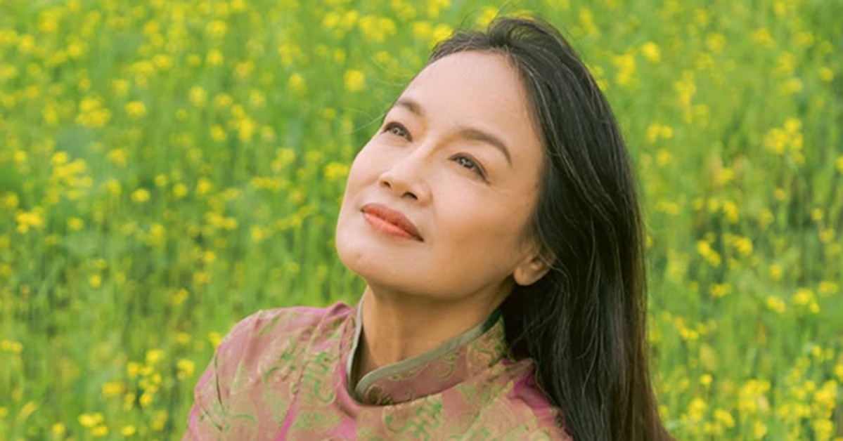 Dien Vien Tu Oanh U60 Hon Nhan Vien Man Lam Nong Dan O Manh Vuon 3 2081