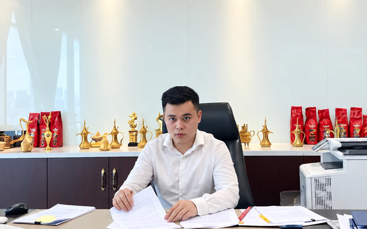 Doanh Nhan Giua Van Phong Sang Trong 1792548072960894718819 0 131 941 1637 Crop 17925480785388738078