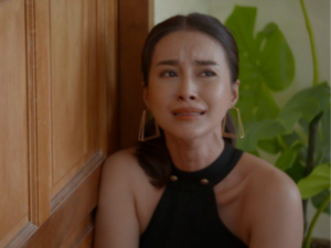 Ep Con Dau Phai Dua Vang Cuoi Chang Ngo Vai Ngay Sau Me Chong Phai Mang Tra Lai 4607793586F34Fccaf53