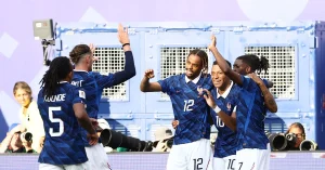 France0407Afpttxvn 1783133246672121336554 0 0 628 1200 Crop 17831819778491513905637