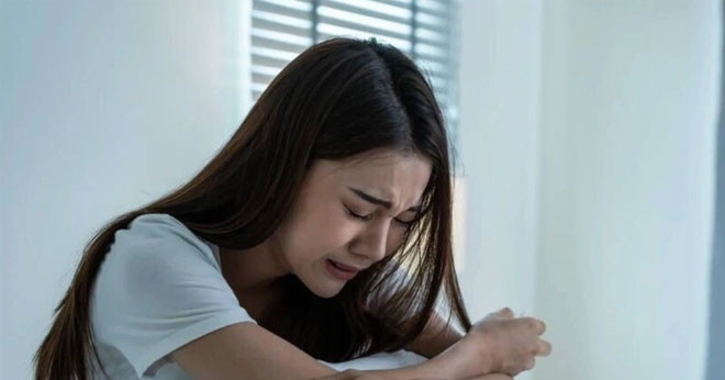 Giuong Cuoi Bong Sap Co Dau Om Mat Khoc Khi Biet Ly Do 712