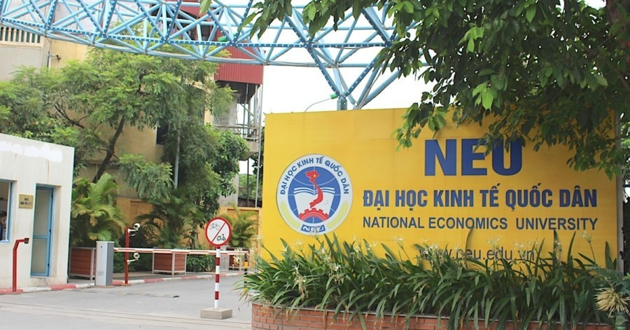 Hang Tram Sinh Vien Dai Hoc Kinh Te Quoc Dan Bi Canh Cao Hoc Tap Xet Thoi Hoc 363