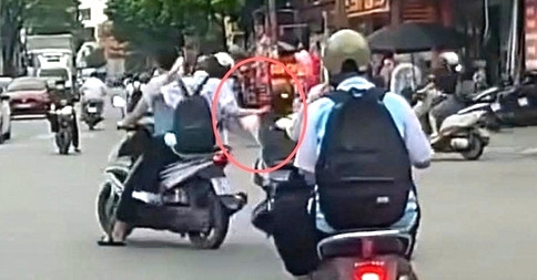 Hieu Truong Len Tieng Vu Nu Sinh Bi Keo Toc Nga Xe Giua Duong 2363