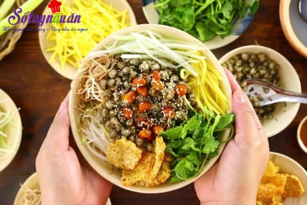 Huong Dan Cach Lam Com Hen Chuan Vi Xu Hue 4