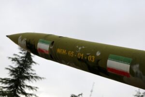 iran tan cong 21 muc tieu my tai trung dong. anh anadolu ajansi