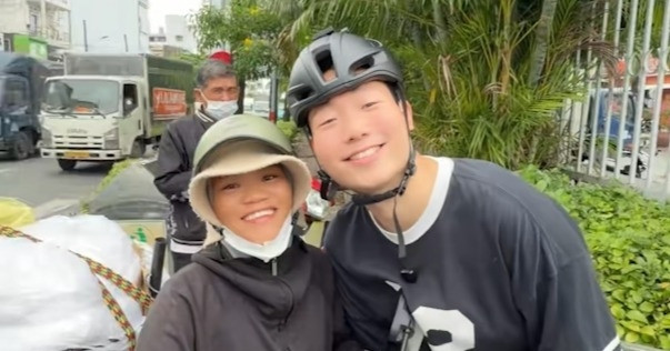 Khach Han Ngo Ngang Khi Gap Chi Ban Trai Cay Viet Nam Noi Tieng Han Nhu Gio 1514