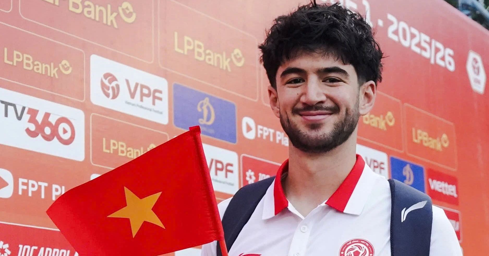 Kyle Colonna Nhap Tich Thanh Cong Cho Khoac Ao Tuyen Viet Nam 1402