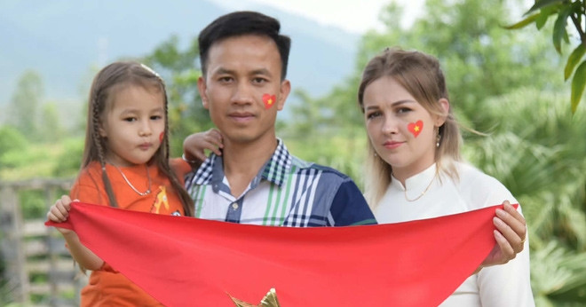 Lay Chong Viet Hon 16 Tuoi Co Gai Nga Quyet Ve Bac Ninh Lam Dau Sau Mot Bien Co 4206