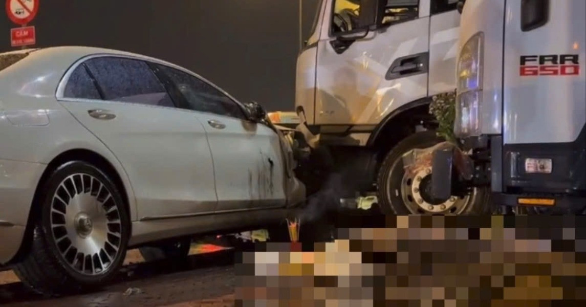 Mercedes Tong Lien Hoan 6 Xe May 3 O To O Tphcm Nguoi Dan Ong Tu Vong Tai Cho 3422