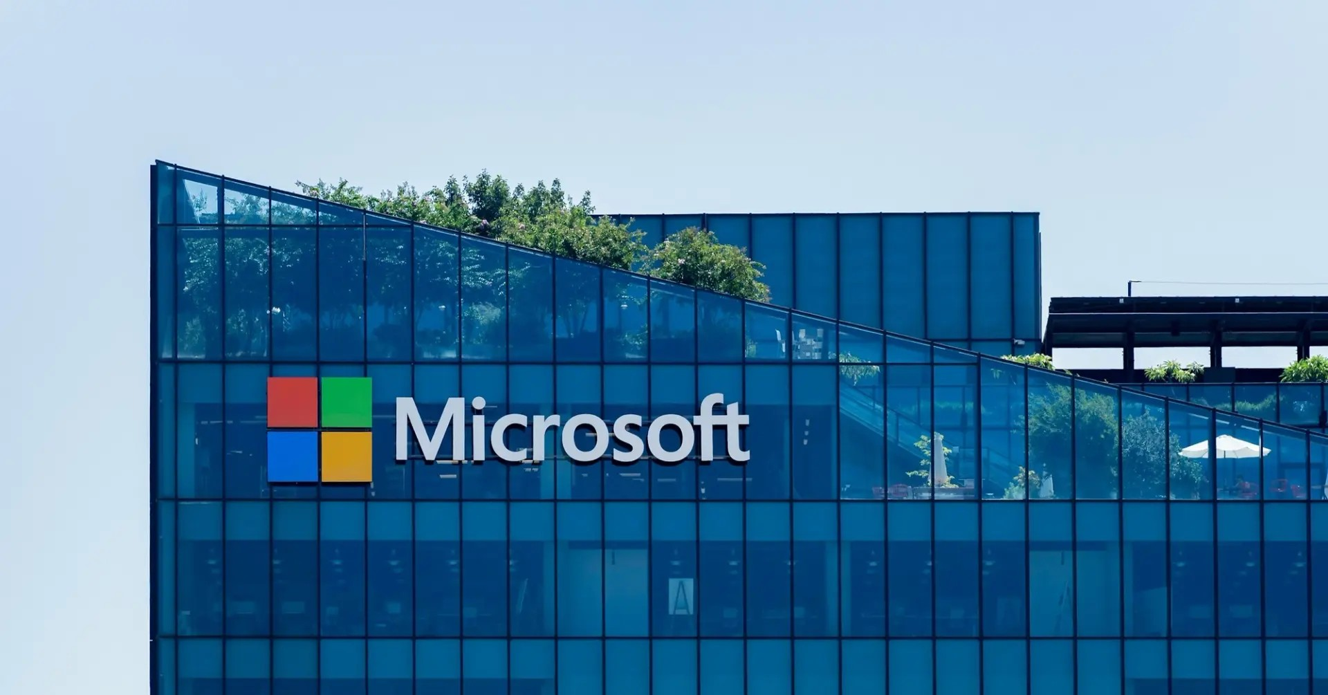 Microsoft Len Tieng Ve Thong Tin Sa Thai Nhan Su Tai Viet Nam 1037