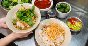 Mon Pho Nua Nam Nua Bac O Ngo Noi Tieng Ha Noi 45 Nam Dong Khach 1655