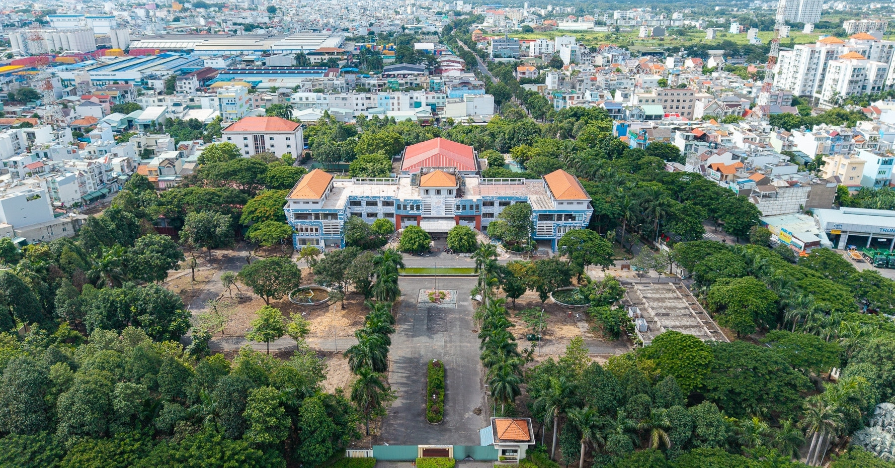 Mot Phuong O Tphcm Van Thieu Truong Hoc Sau Khi Tan Dung Tru So Doi Du 2406