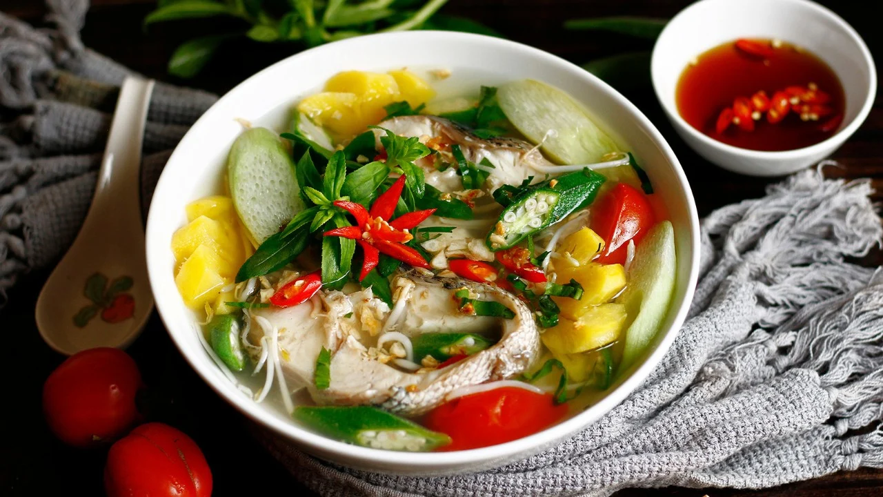 Nau Canh Ca Cho Nuoc Soi Hay Nuoc Lanh 174355