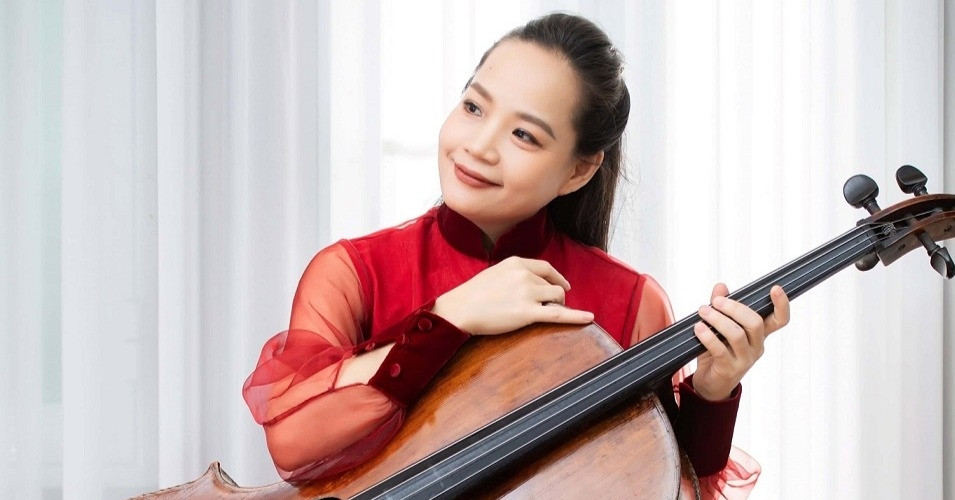 Nghe Si Dinh Hoai Xuan Dua Huyen Thoai Song Cua Cello The Gioi Ve Viet Nam 1254