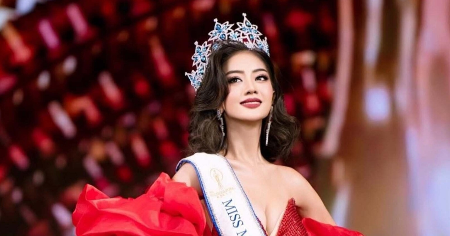 nguoi dep 23 tuoi dang quang hoa hau van hoa the gioi 2026 443